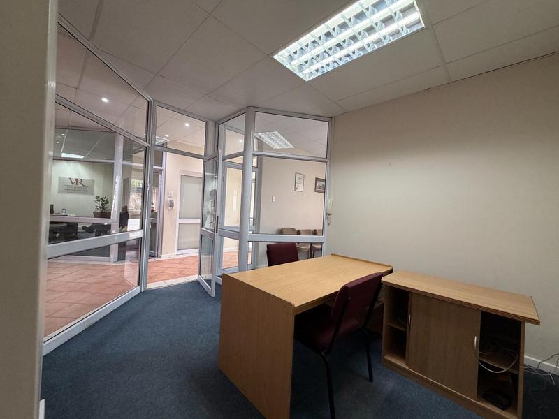 To Let Commercial Property for Rent in Newton Park Eastern Cape